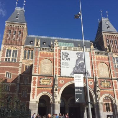 Le Rijksmuseum : la mode et Rembrandt à l’honneur