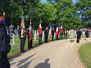 Au cimetière