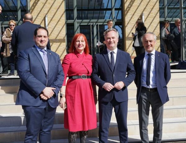 Avec le Ministre et les vice-présidents